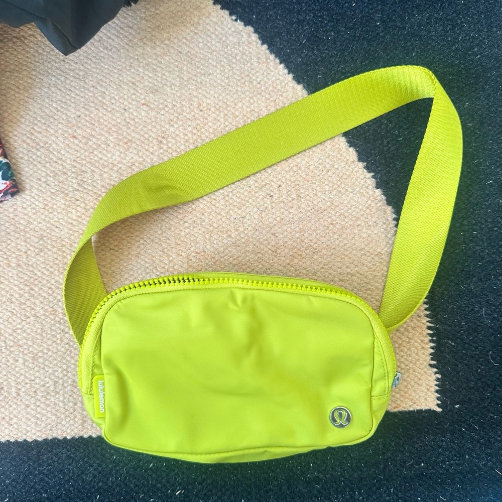 Lululemon Chartreuse Mesh Pocket Bag